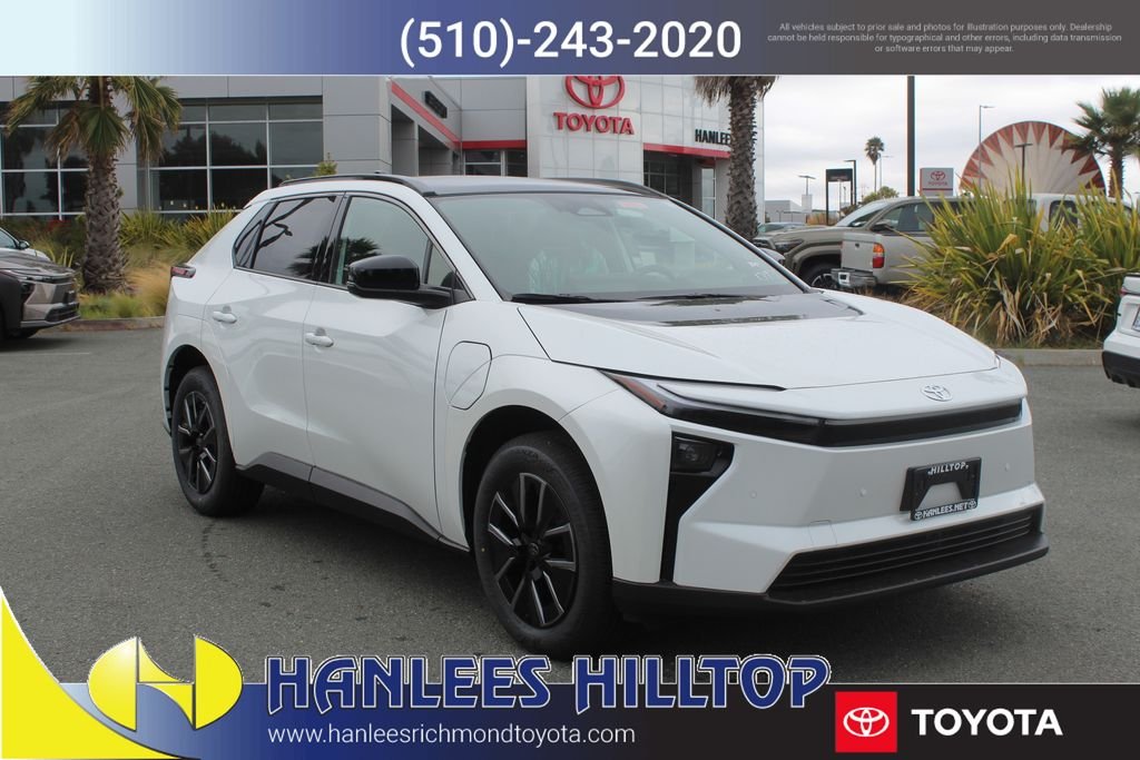 New 2026 Wind Chill Pearl <sup>1</sup> Toyota  XLE image 5
