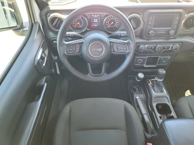 2021 Jeep Gladiator Sport - Photo 17
