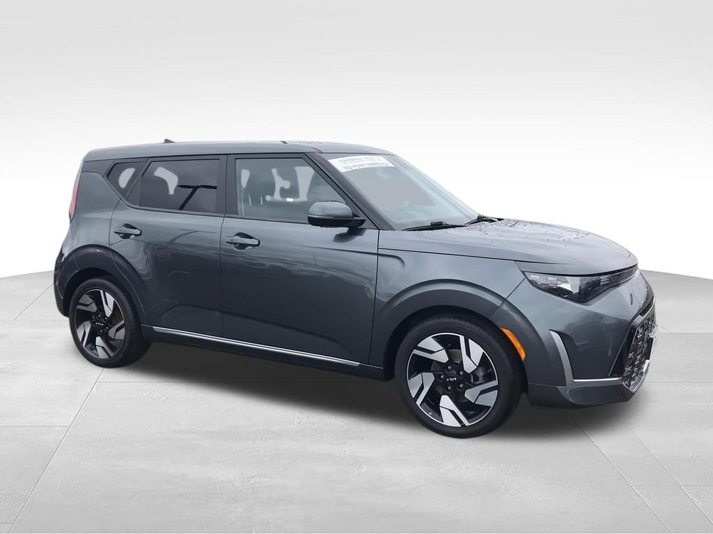 Used 2023 Gray Kia GT-Line image 2