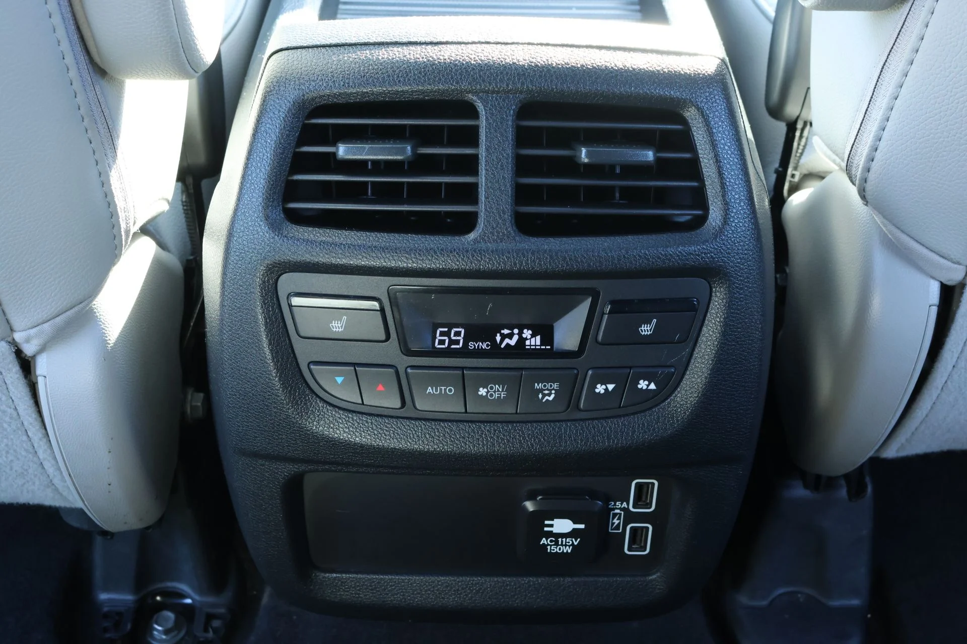 Used 2020 Blue Honda Touring image 19
