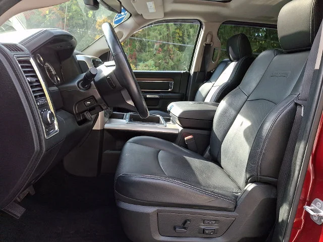 Used 2015 Red Ram Laramie image 14