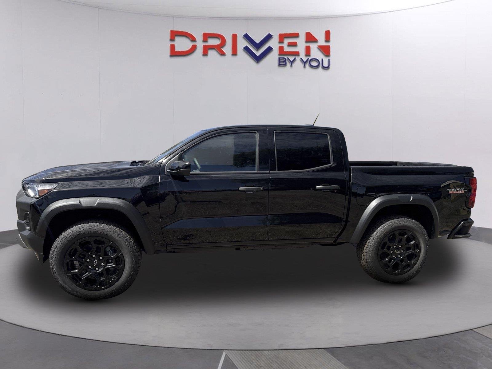 2026 Chevrolet Colorado Trail Boss - Photo 7