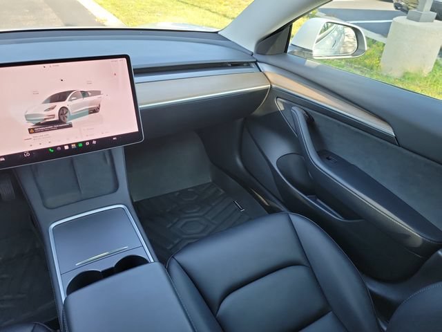 Used 2023 White Tesla 4DR RWD image 27