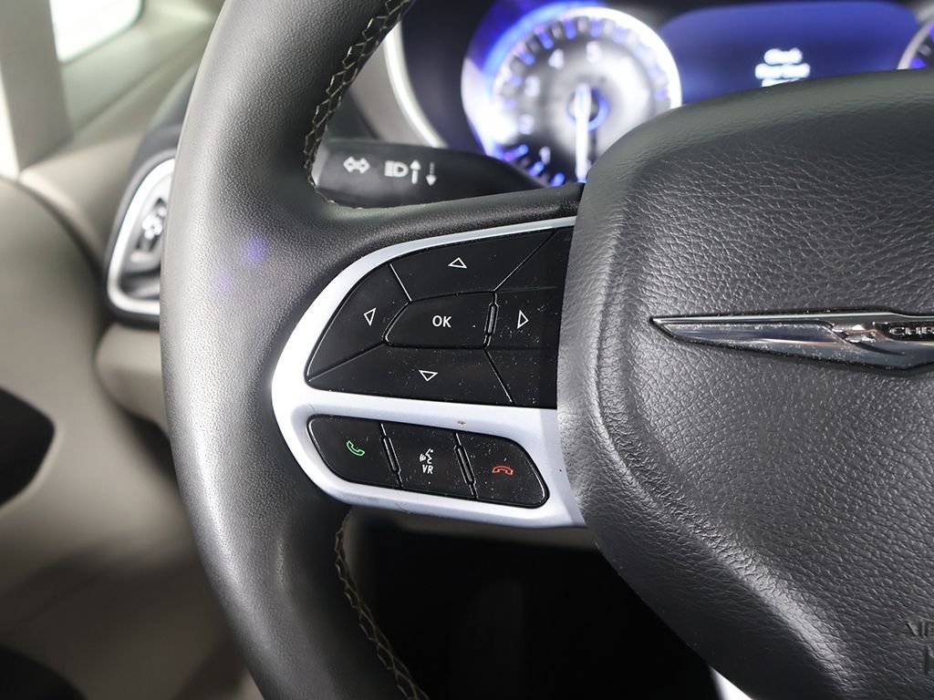 Used 2023 Gray Chrysler Touring L image 41