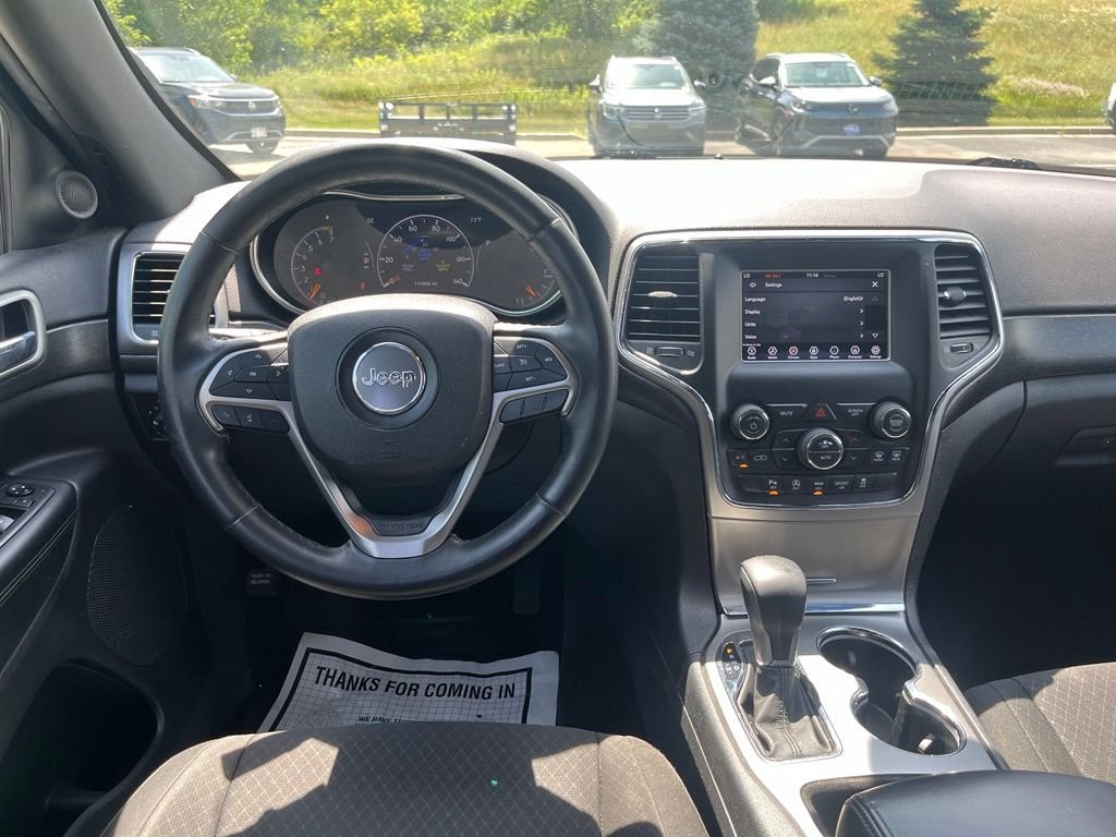 Used 2018 White Jeep Laredo E image 19