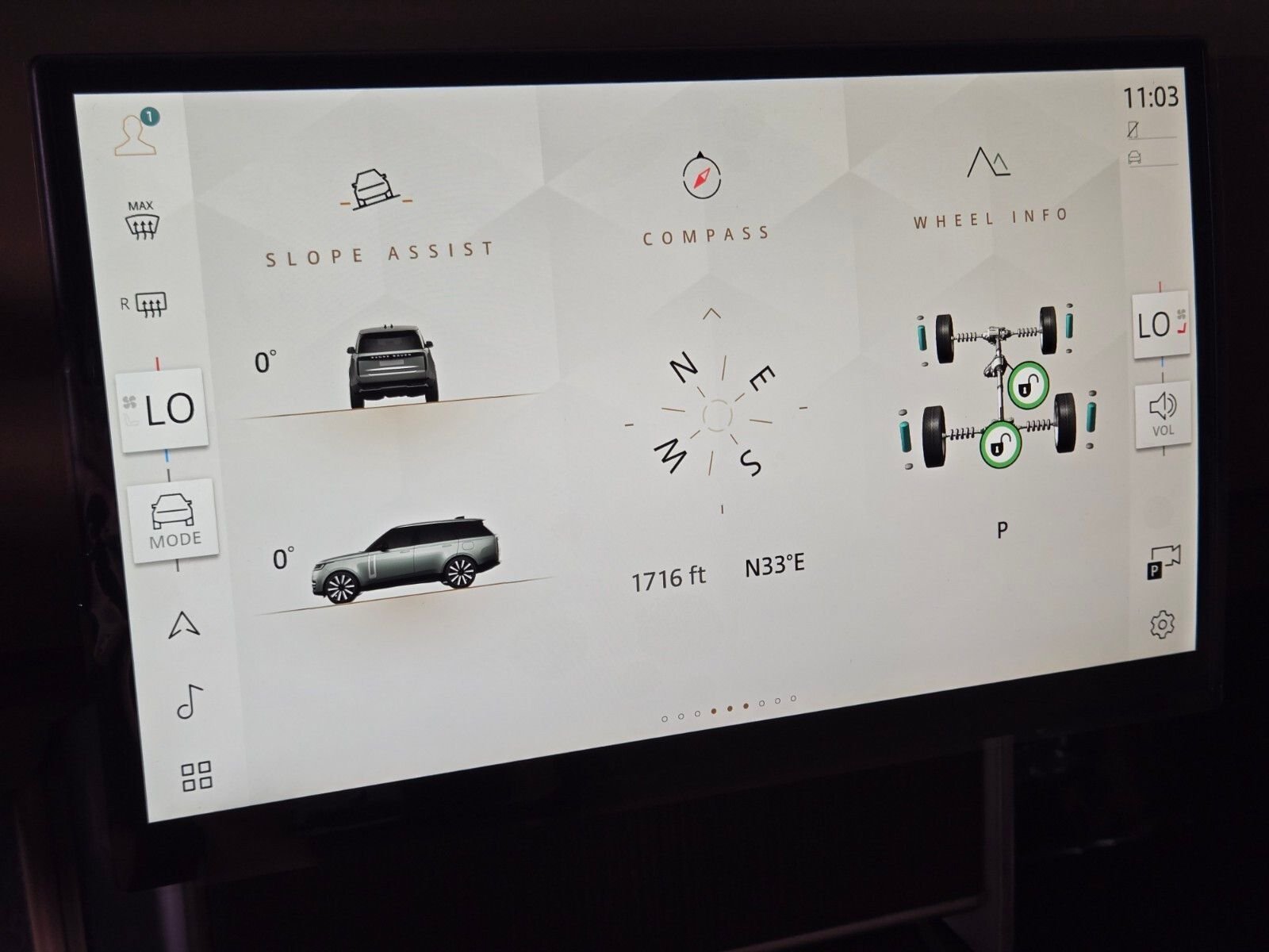 New 2026 Belgravia Green Land Rover SE image 30