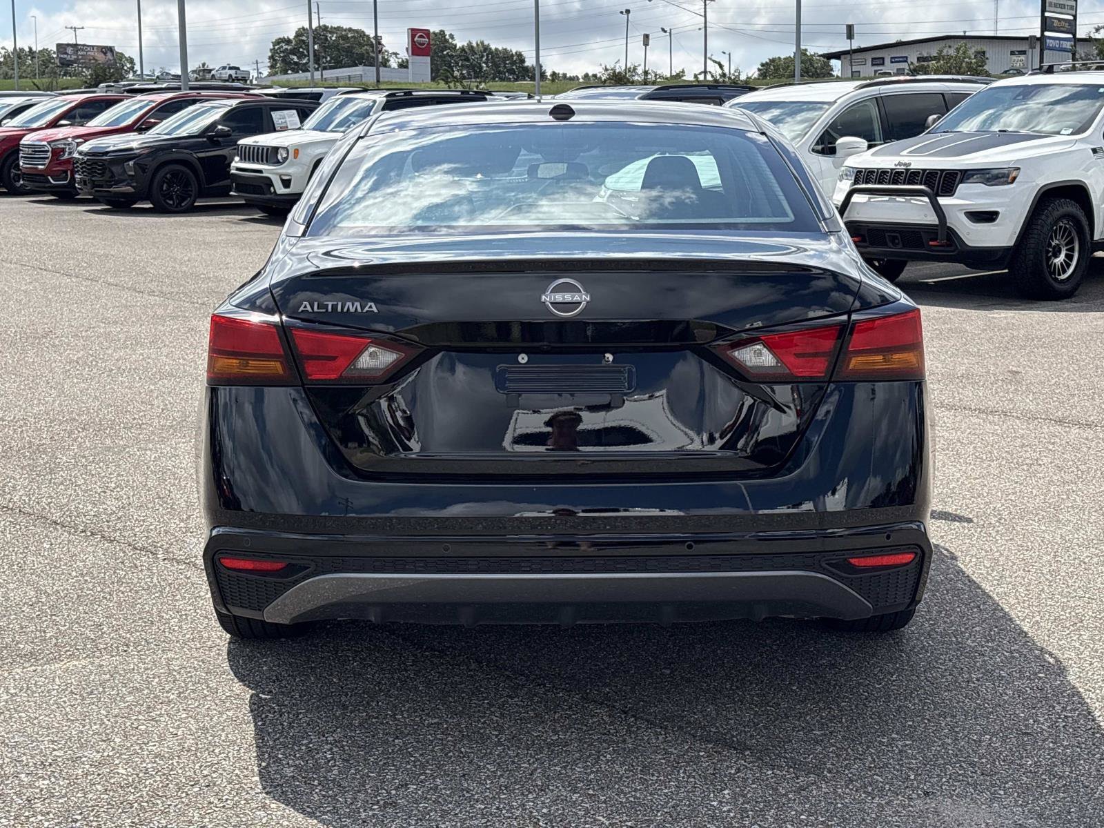 2026 Nissan Altima SV - Photo 6