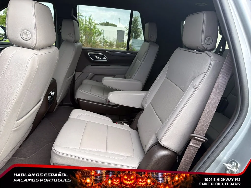 Used 2024 Sterling Metallic GMC SLT image 25