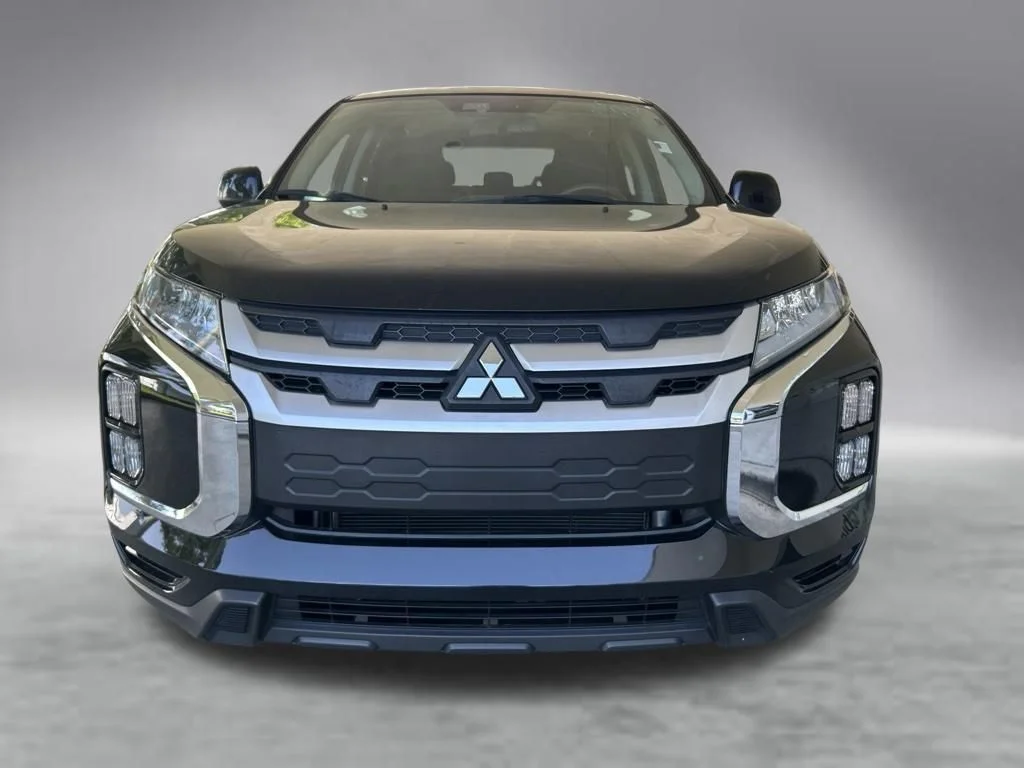 Used 2021 Black Mitsubishi 2.0 ES image 11