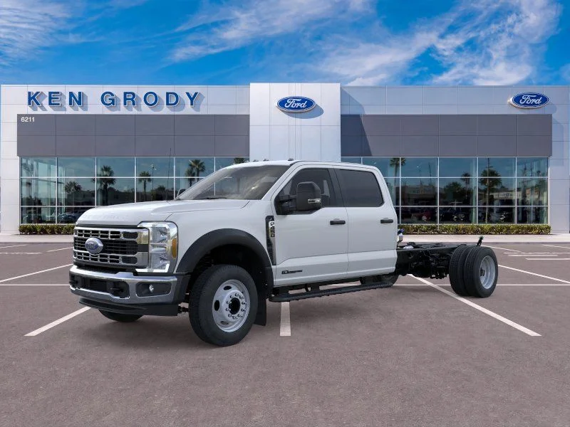 New 2026 Oxford White Ford XL image 3