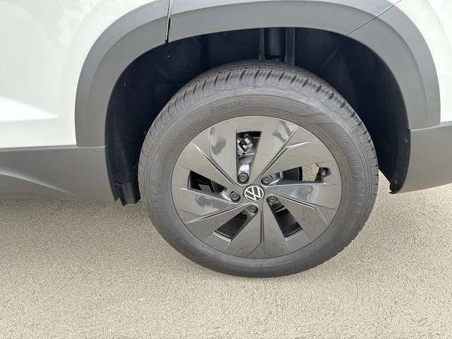 New 2026 White Volkswagen 1.5T S image 6
