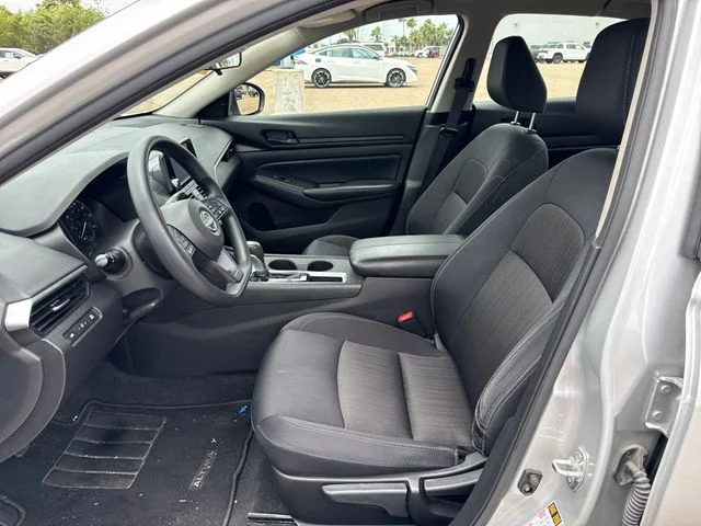 Used 2024 Silver Nissan 2.5 S image 10