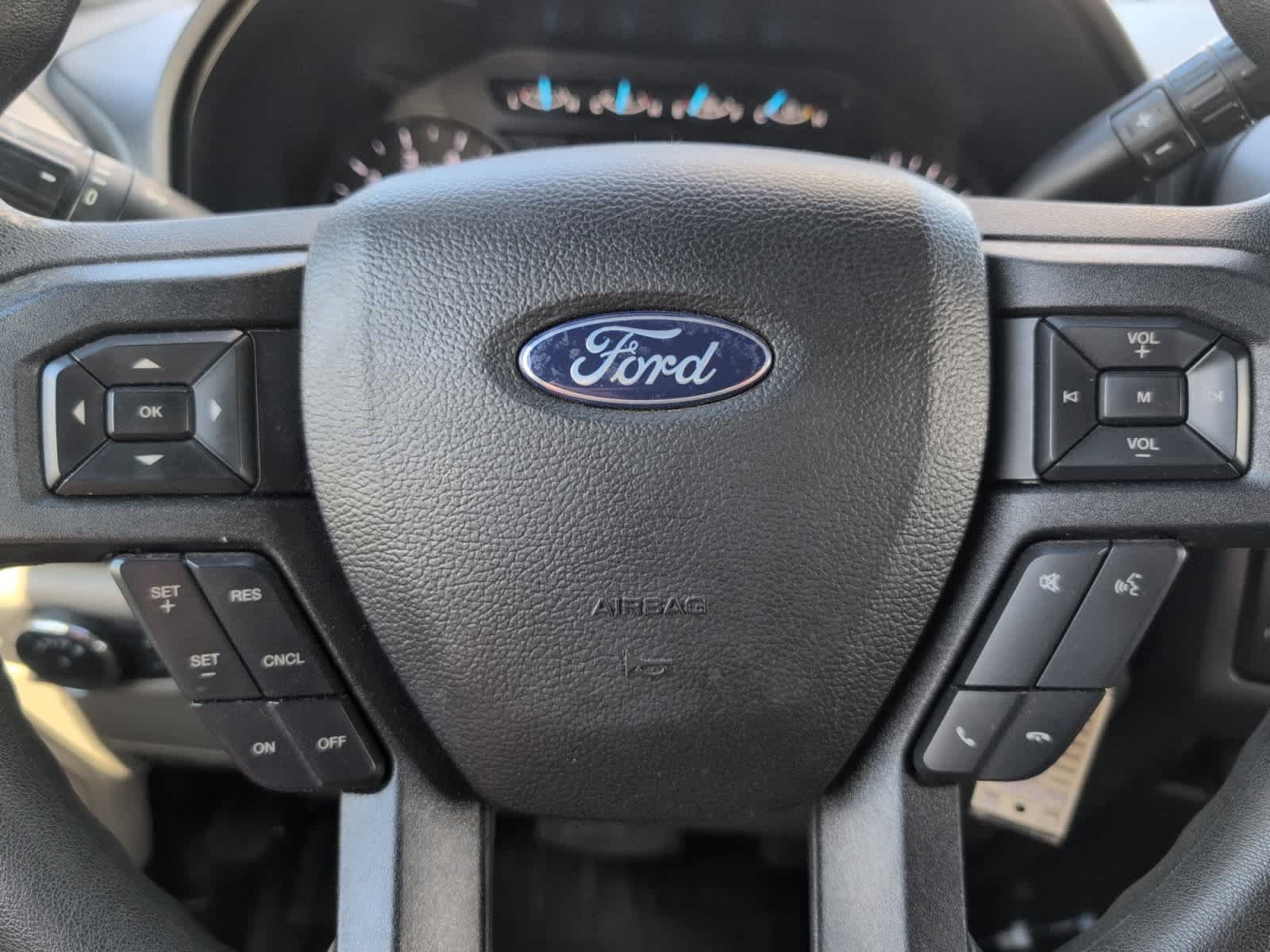 Used 2020 Oxford White Ford XL image 29