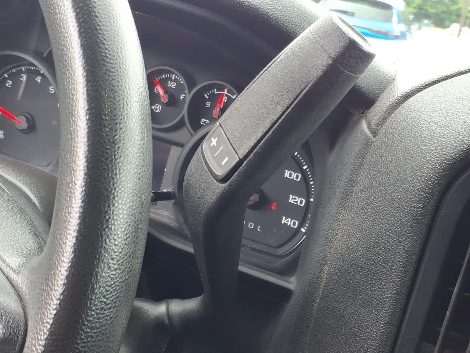 Used 2024 Summit White GMC Pro image 6