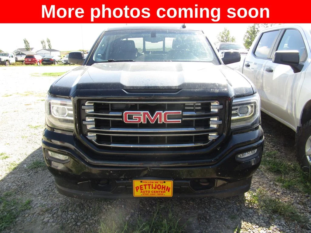 Used 2018 Onyx Black GMC SLT image 9