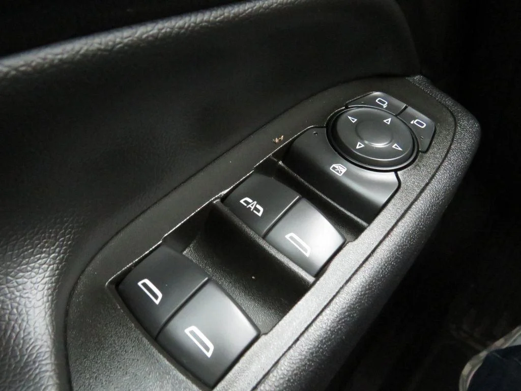 Used 2021 Summit White Chevrolet LT image 28