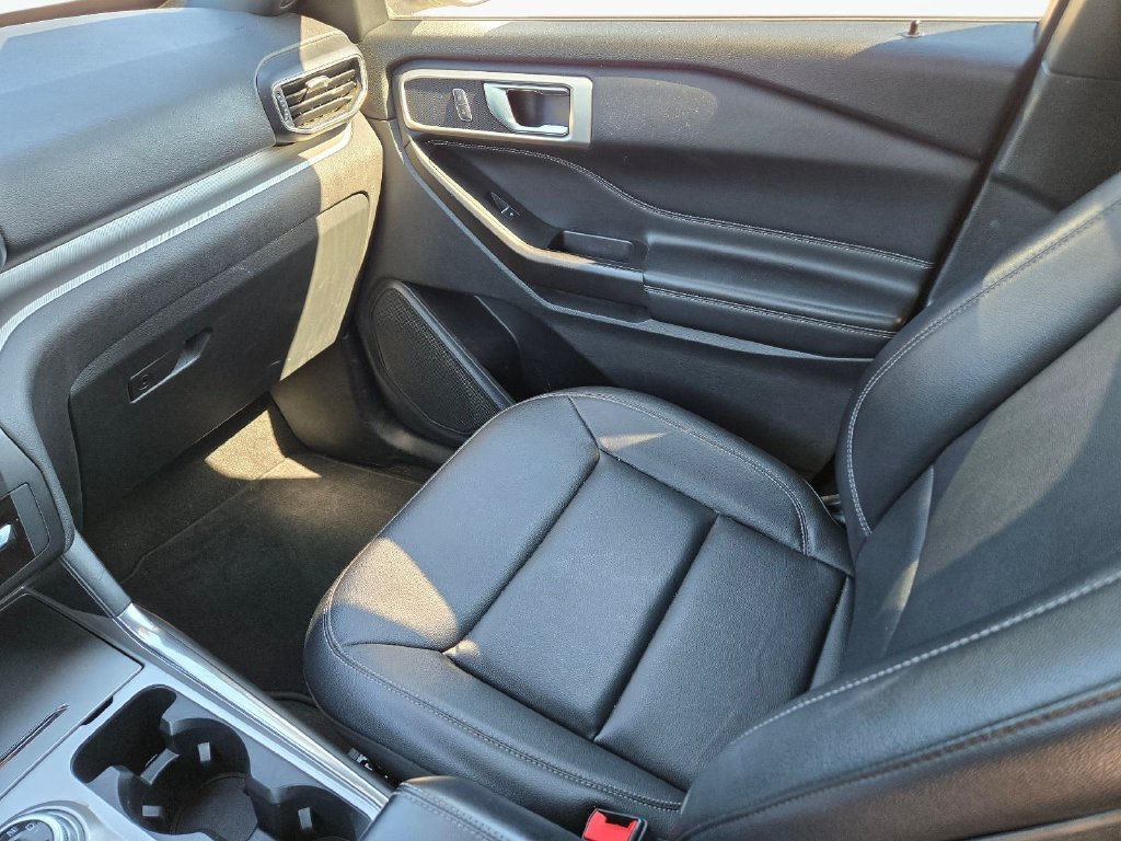 2020 Ford Explorer XLT - Photo 20