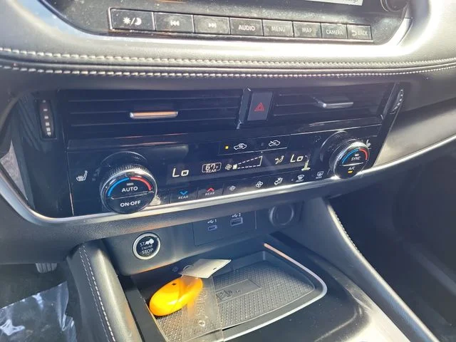 Used 2022 Orange Nissan Platinum image 31