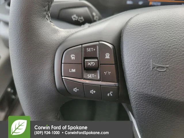 New 2026 Oxford White Ford XLT image 24