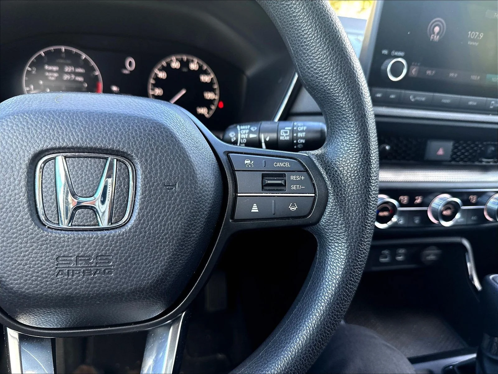 Used 2024 Silver Metallic Honda EX image 15