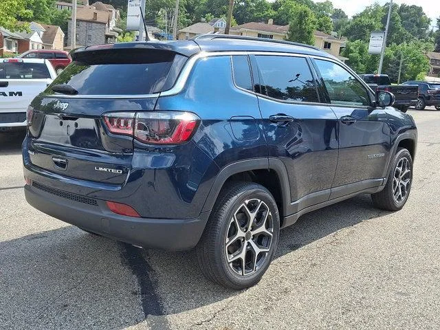 New 2026 Fathom Blue Pearl-Coat Exterior Paint Jeep Limited image 4