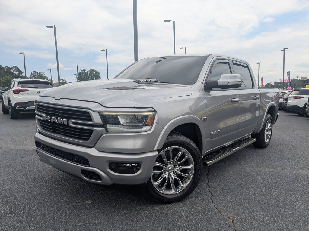 2022 RAM 1500 Laramie 4x4 Crew Cab 5'7's photo