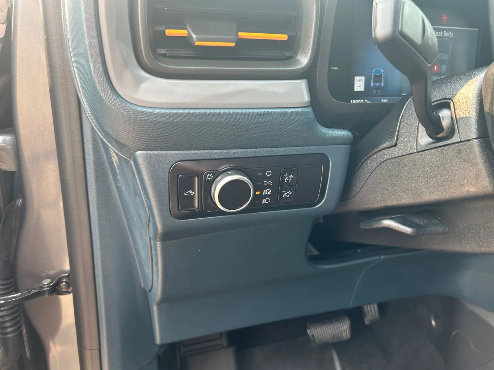 Used 2025 GRAY Ford TREMOR SuperCrew   AWD image 15