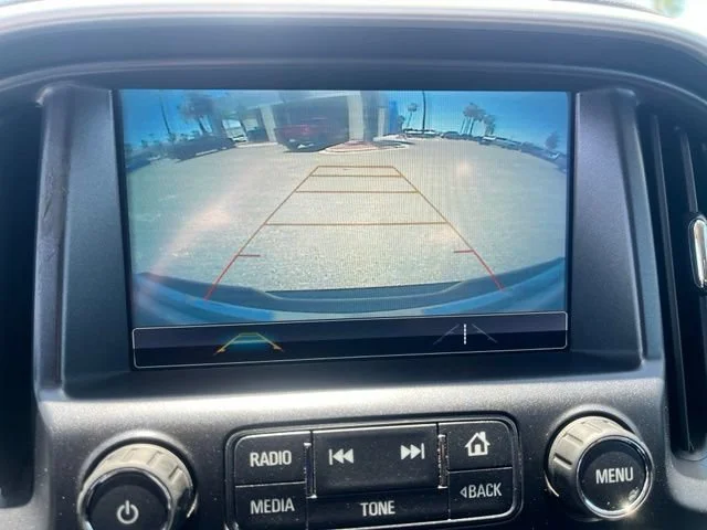 Used 2018 QUICKSILVER METALLIC GMC 2WD SLE image 14
