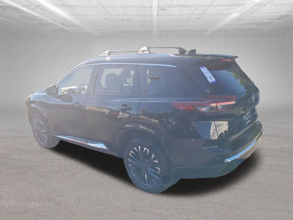 New 2026 Black Nissan Platinum image 3