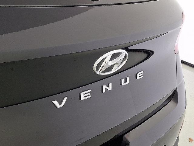 New 2026 Black Hyundai SE image 26