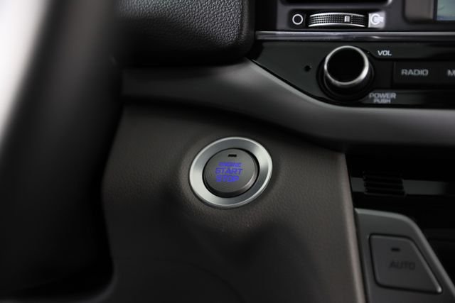 2018 Hyundai Elantra Limited - Photo 13