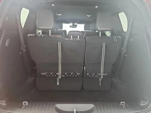 2026 Chrysler Pacifica Select - Photo 32