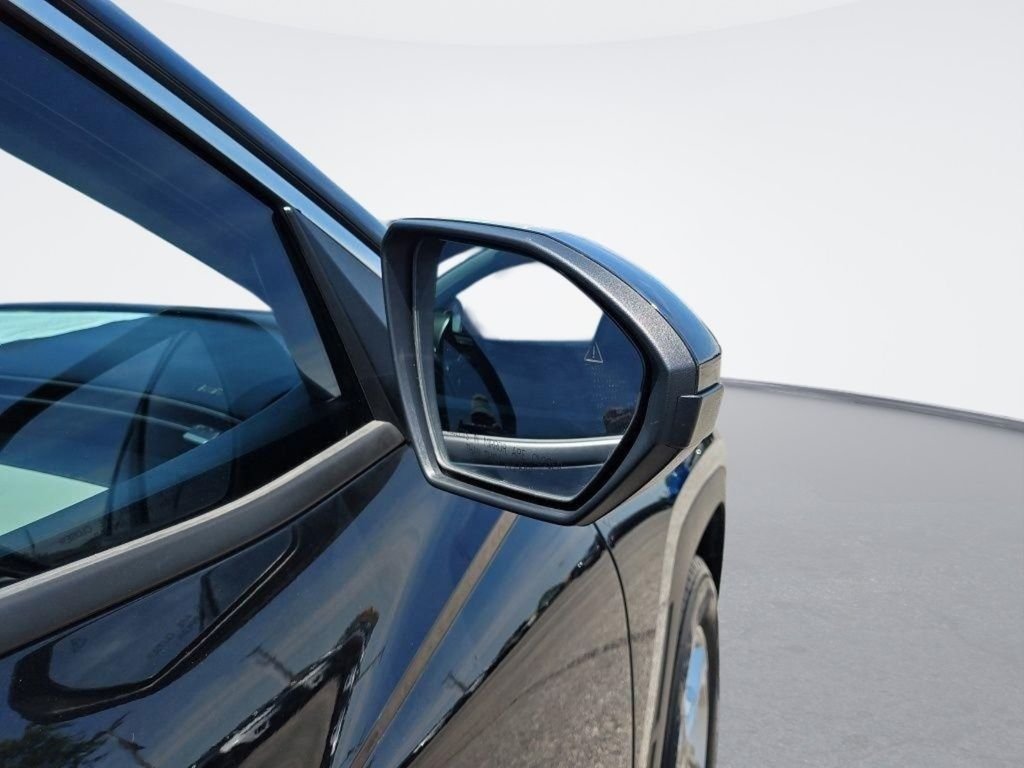 Used 2024 Black Hyundai SEL image 14