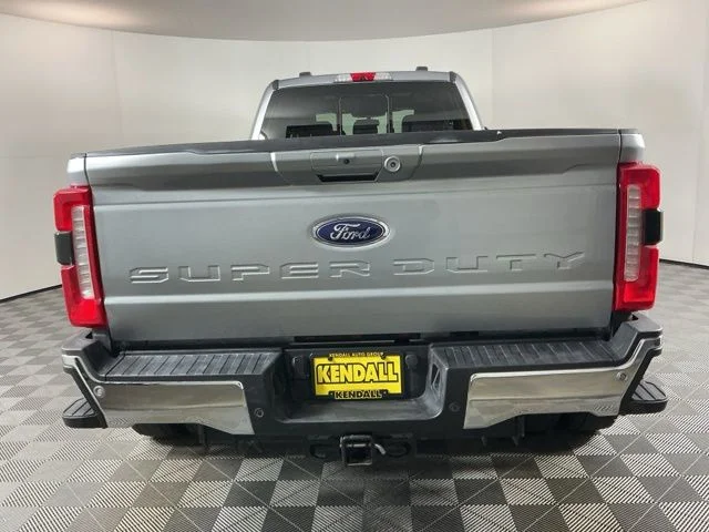 Certified Used 2024  Ford Lariat image 5