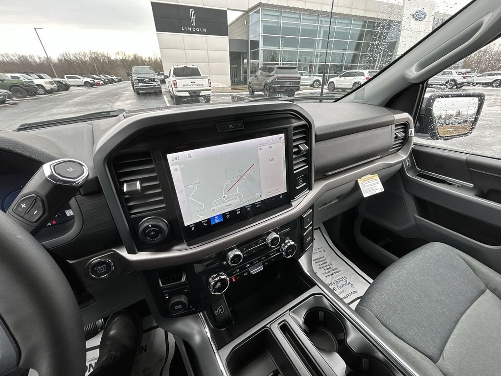 2026 Ford F-150 XLT - Photo 12
