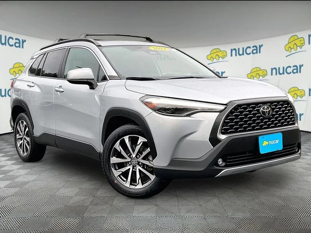2023 Toyota Corolla Cross XLE