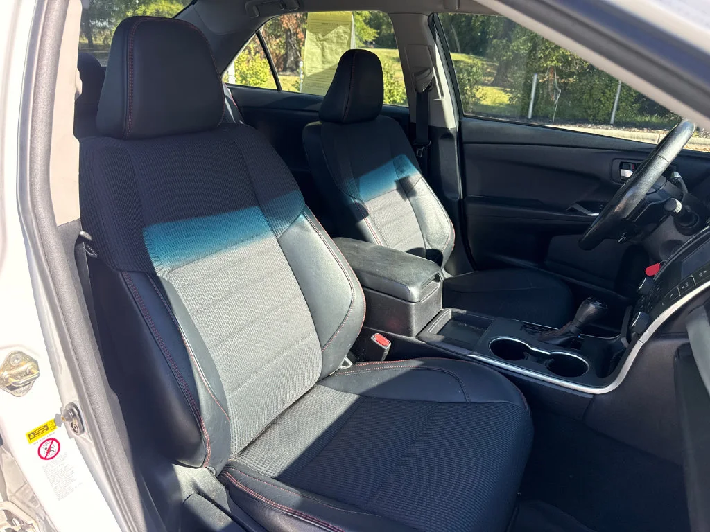 Used 2016 Super White Toyota SE image 34