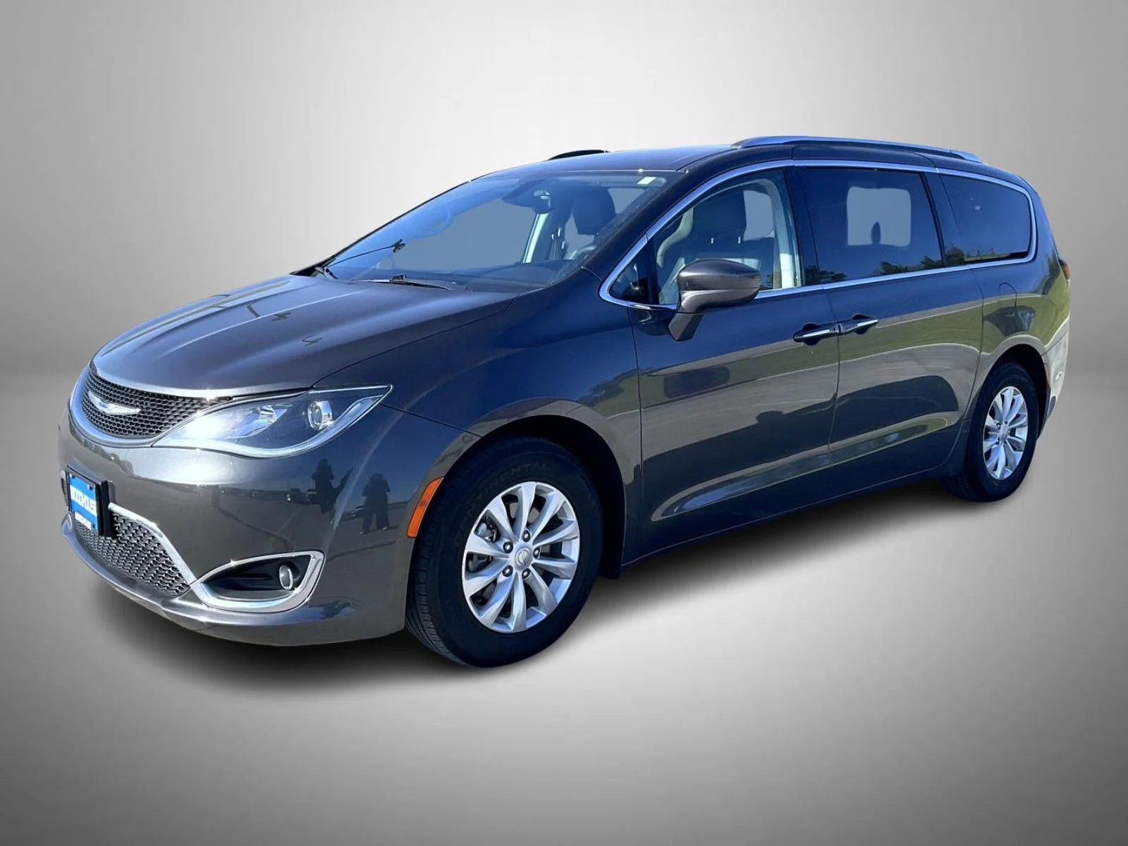 2018 Chrysler Pacifica Touring L Plus's photo