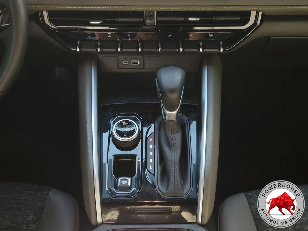Used 2024 Gray Chevrolet ZR2 image 23