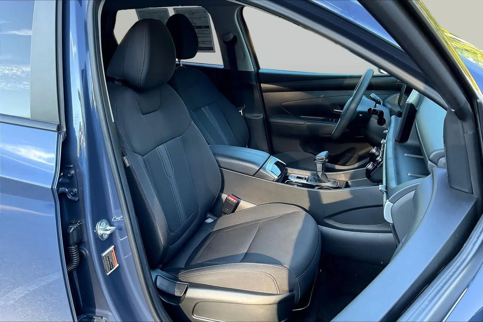 Used 2025 Atlantis Blue Hyundai SEL image 9