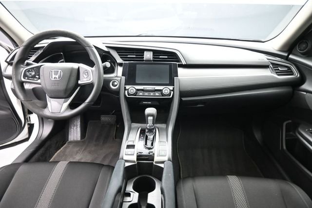 Used 2018 White Honda EX image 20