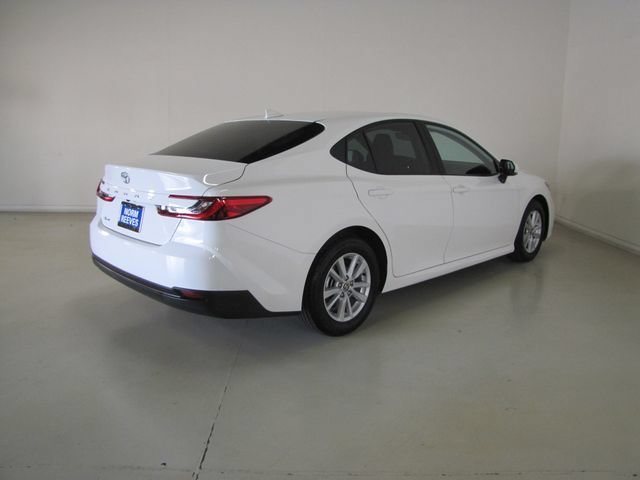 Used 2025 White Toyota  image 25