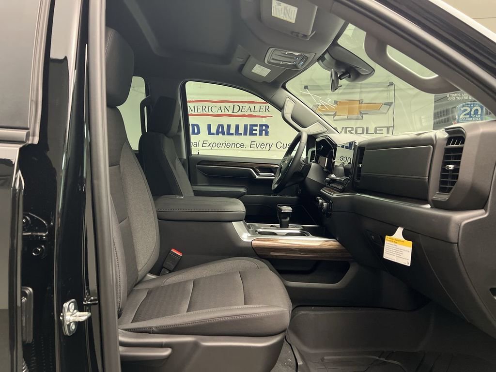 2026 Chevrolet Silverado 1500 LT - Photo 24