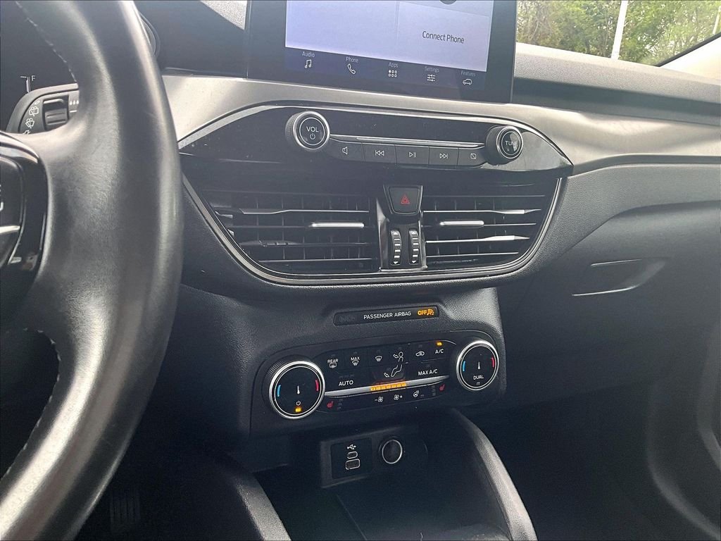 Used 2024 Gray Ford Active image 25