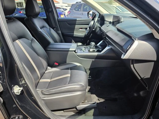 Used 2024 Black Mazda 3.3 Turbo Select image 10