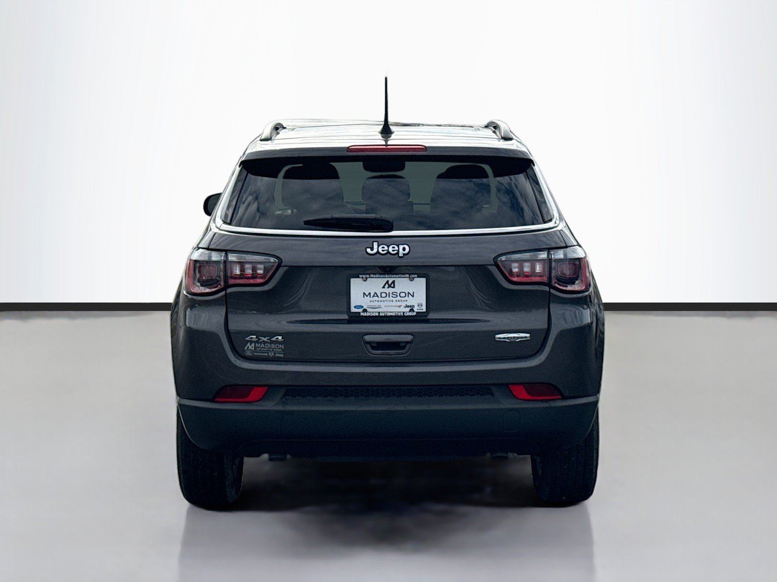 2023 Jeep Compass Latitude - Photo 6