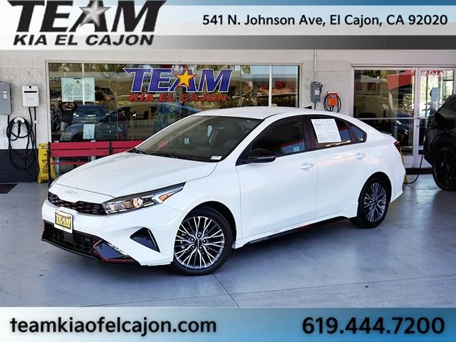 2024 Kia Forte GT-Line AT's photo