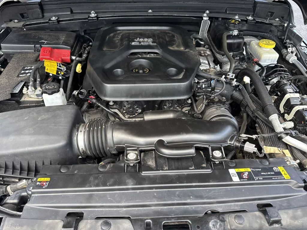 Used 2021 Gray Jeep Unlimited Sahara image 26