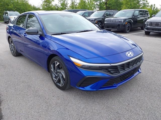 Certified Used 2025 Intense Blue Hyundai SEL Sport image 4