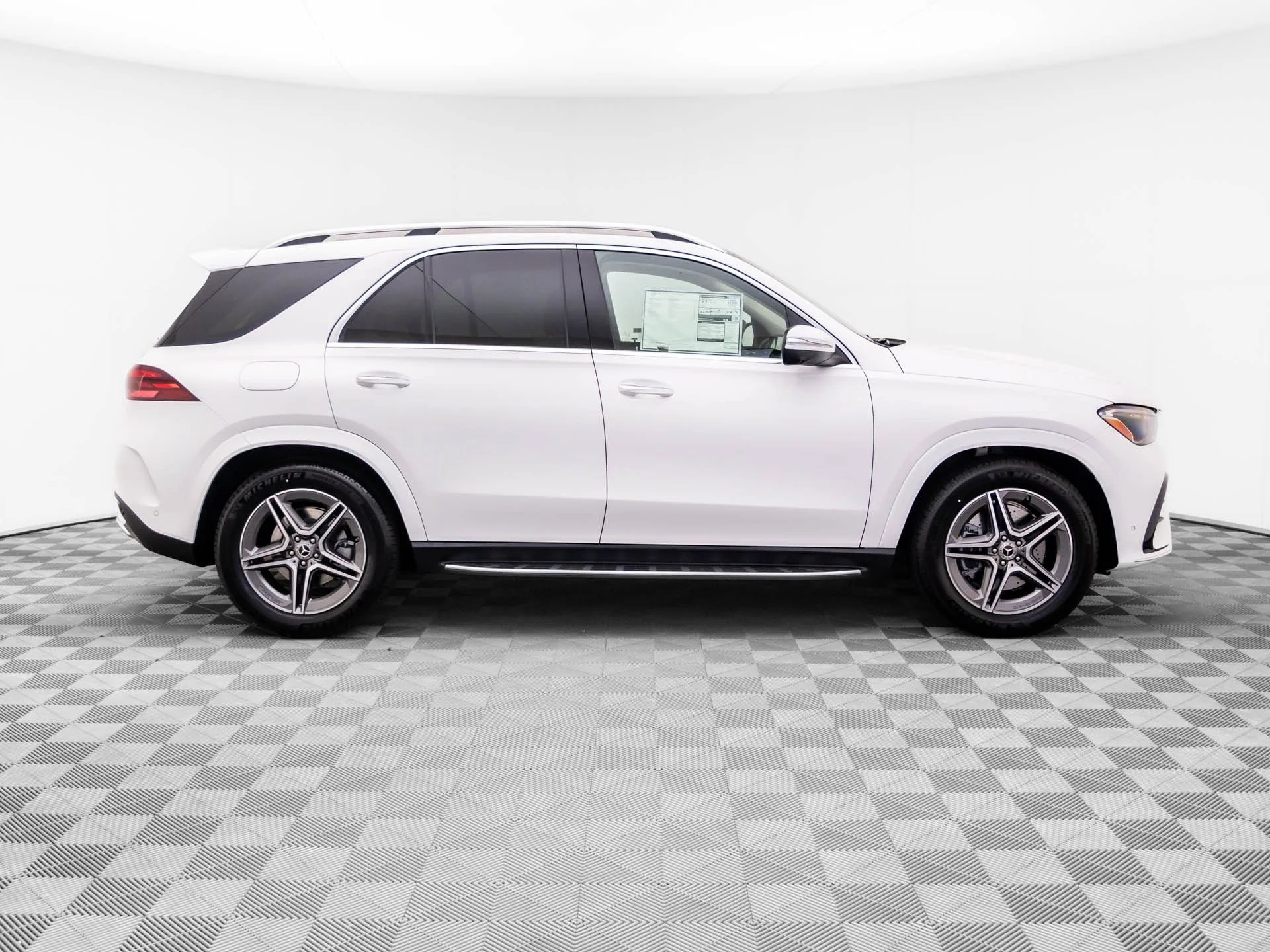 New 2026 White Mercedes-Benz GLE 450 image 6